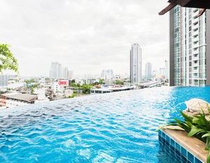 Sky Walk Condominium By Favstay Phra Khanong Thailand