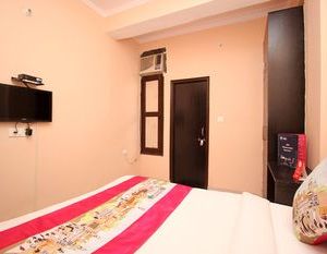 OYO 9073 RN 32 Ghaziabad India