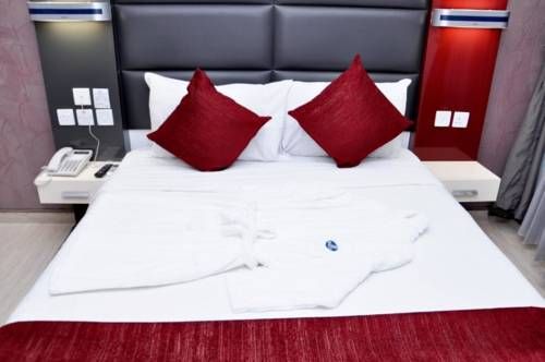 Hotel Photo 1