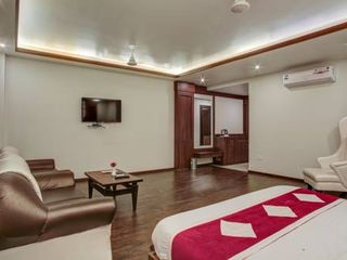 Фото отеля Hotel The Royal Krishna
