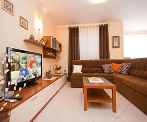 Apartments Lovorka Baska Croatia