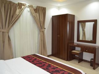 Фото отеля Makarem Al Olaya Suites