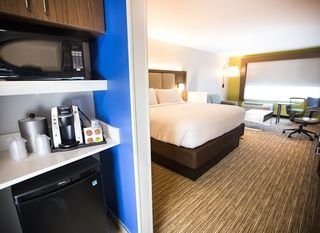 Фото отеля Holiday Inn Express & Suites Greenville S - Piedmont, an IHG Hotel