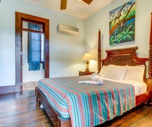 Mahogany Hall San Ignacio Belize