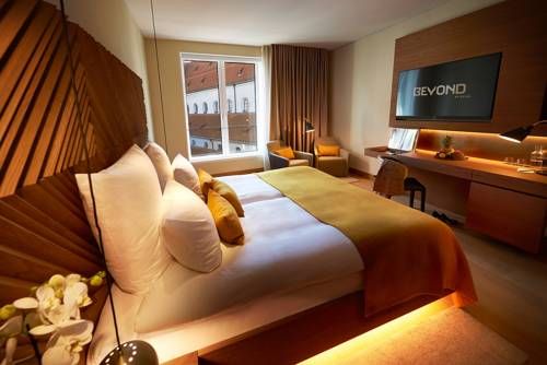 Hotel Photo 12