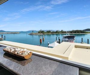 Blue on Blue Superior Studio Room 1271 Magnetic Island Australia