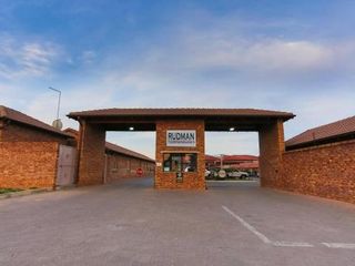 Hotel pic Rudman Townhouses - East Rand near OR Tambo Airport