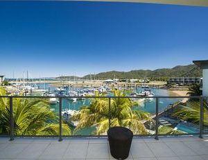 Blue on Blue Apartment 1031 Magnetic Island Australia