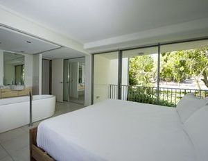 Blue on Blue Apartment 811 Magnetic Island Australia