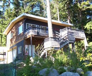 Malaspina Strait Cottage Powell River Canada