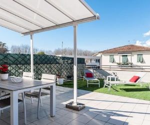 Sun Terrace Appartment Lucca Italy