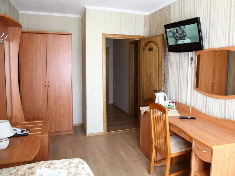 Hotel Photo 8