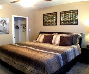 Poolside Condo to 1 of 3 Resort Pool-Spa Complexes, ALL HEATED & OPEN 24/7/365! Paradise Valley United States