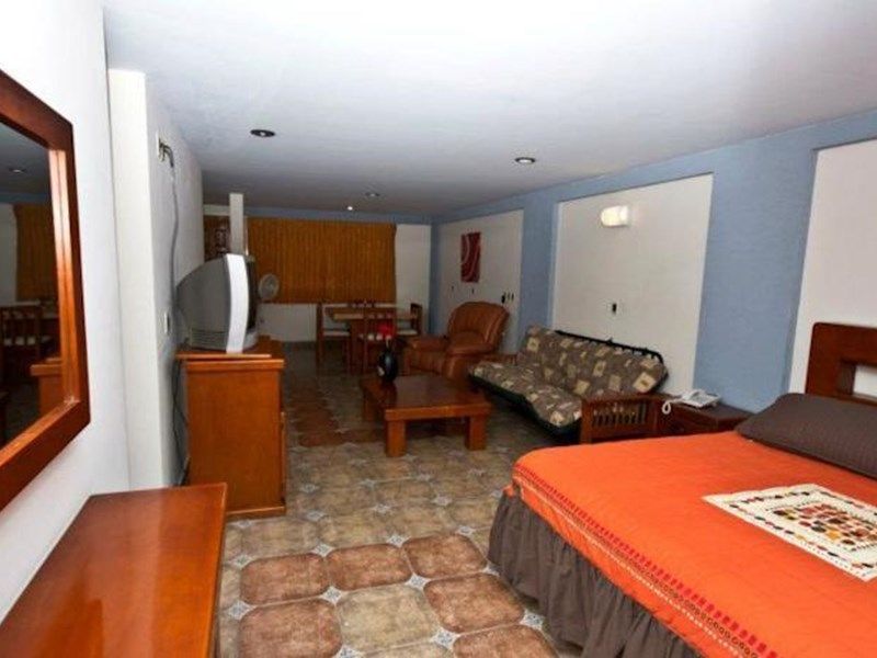 Hotel Photo 3
