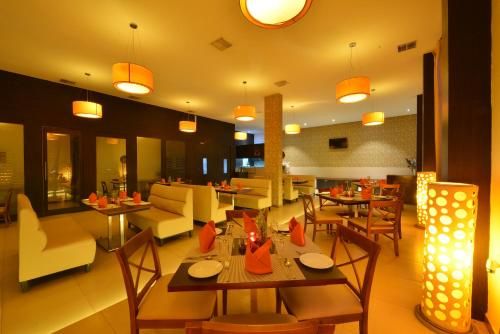 Hotel Photo 12