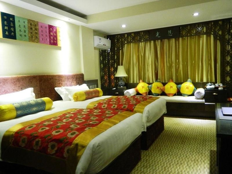 Hotel Photo 6