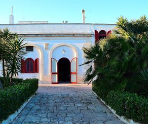 Masseria Saggiomo Ostuni Italy