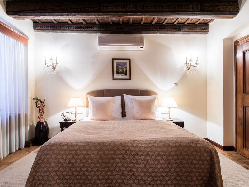Hotel Photo 1
