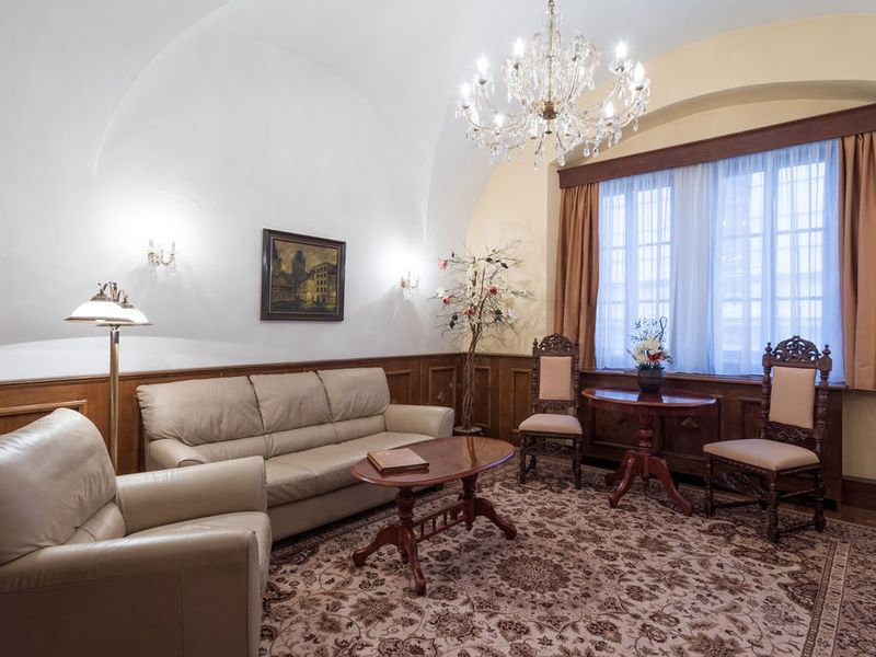 Hotel Photo 8