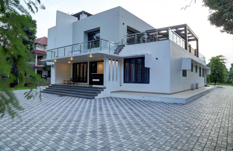 Nadhiyoram River Retreat