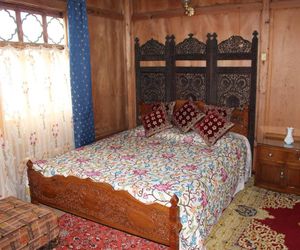 Ritz HouseBoat Srinagar Srinagar India