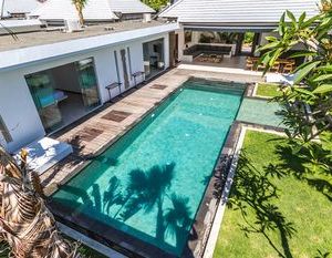 Villa Tira Seminyak Indonesia