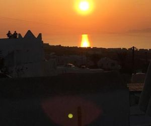 Red Stone Villa Oia Greece