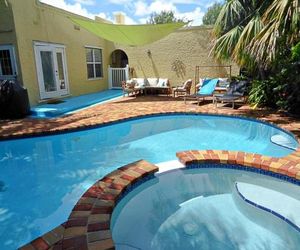 Beautiful Home with a Magical Pool Lake Worth United States