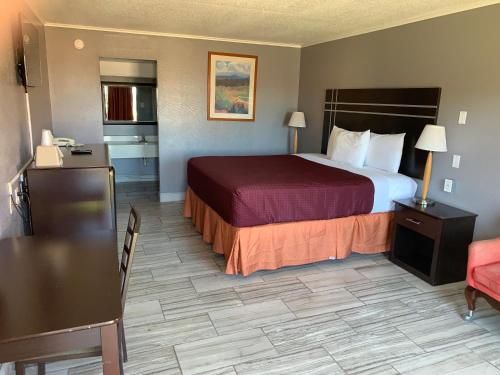 Photo of Executive Inn & Suites Beeville