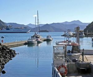 Oxleys Superior Luxury Apartment Picton New Zealand