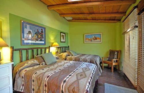 Hacienda Del Sol B&B