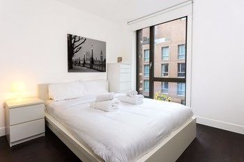 Luxury East London Flat, Sleeps 6