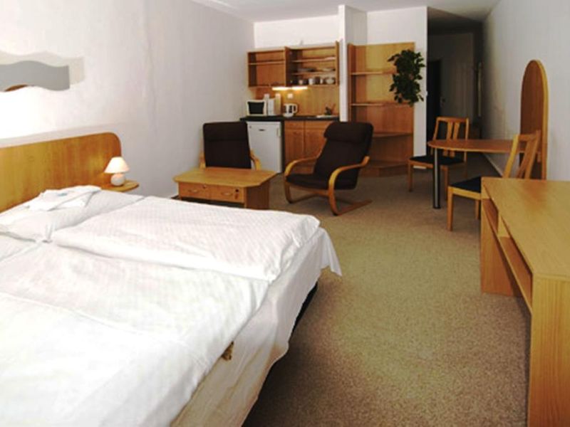 Hotel Photo 1