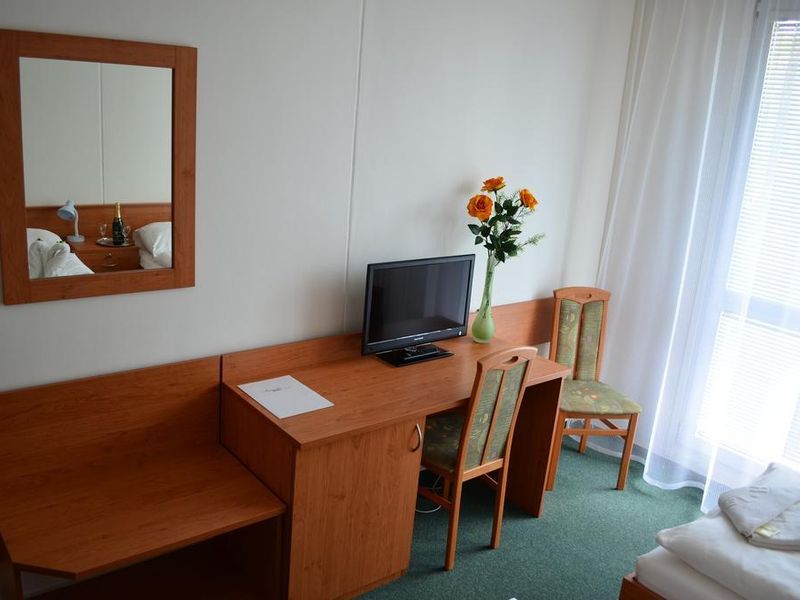 Hotel Photo 9