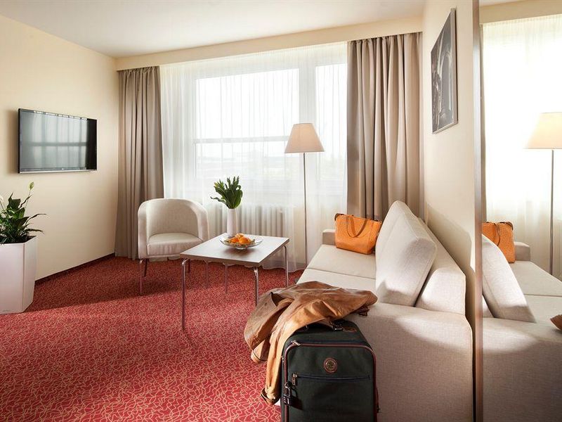 Hotel Photo 1