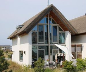 Ostsee - Reetdachhaus Nr. 9 "Emma" im Strand Resort - [#20936] Heiligenhafen Germany