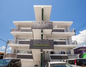 Kariyushi Condominium Resort Nago Residencial Las Flores Nago Japan