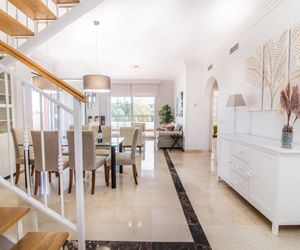 River Garden Spacious Penthouse Nueva Andalucia Spain