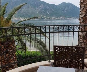 Apartment Maniva Dobrota Montenegro