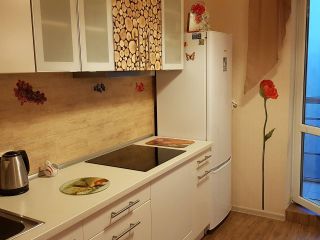 Уютная квартира у метро! Cozy place!