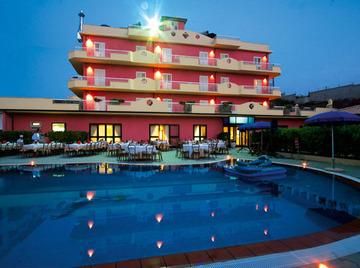 Hotel Photo 9