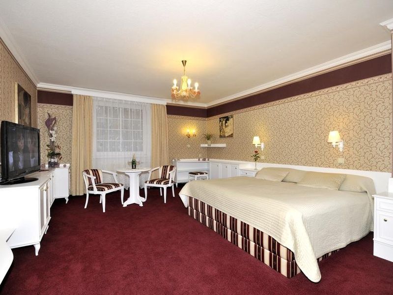 Hotel Photo 1