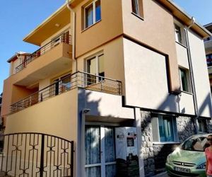 Rooms and Apartments Vili Sozopol Bulgaria