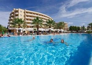 Allsun Orient Beach Sa Coma Spain