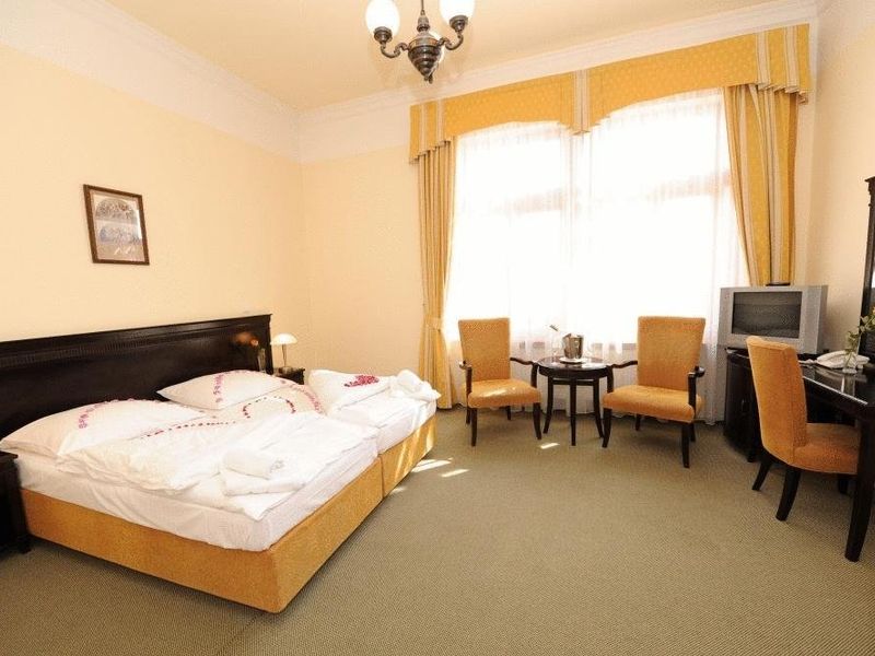 Hotel Photo 1