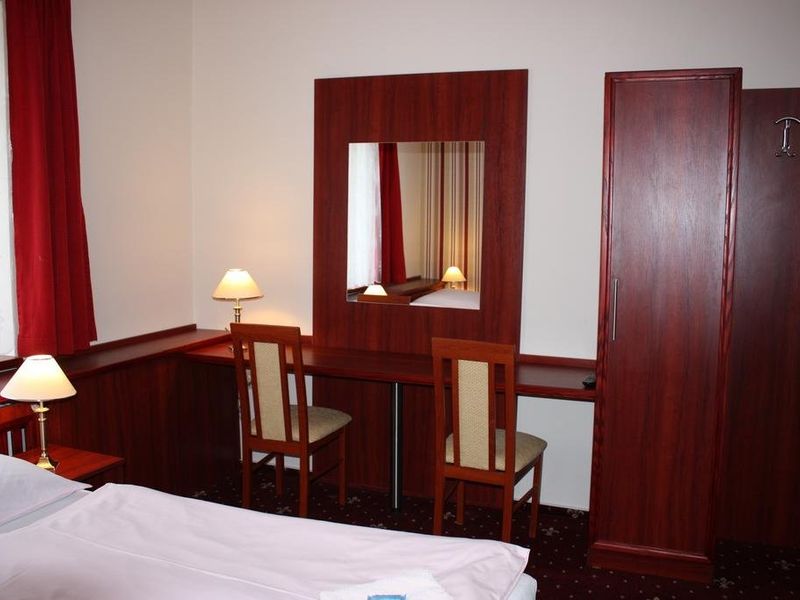 Hotel Photo 5