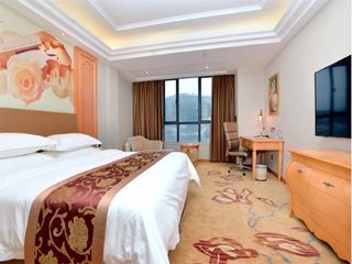 Фото отеля Vienna Hotel Shantou Chaoyang Mianxi Road