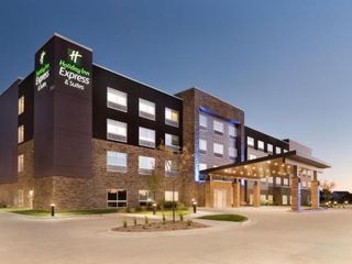 Фото отеля Holiday Inn Express & Suites - West Des Moines - Jordan Creek, an IHG 