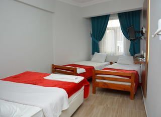 Фото отеля Hotel Altuğ
