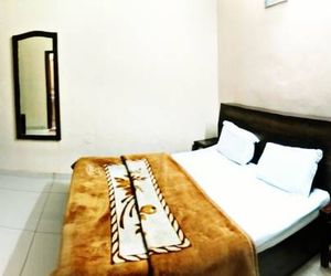 Hotel Aroma Inn Shahpur Begu India